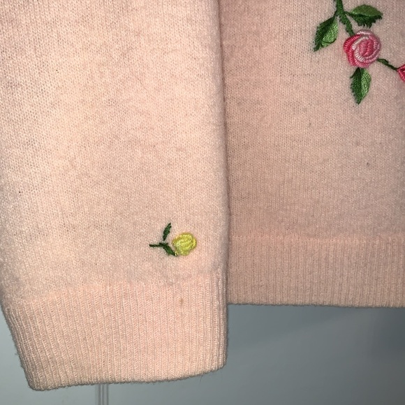 Vintage Cashmere Knit Cardigan: Fully Lined, Pearly Buttons, Flowers, Spring! - Picture 8 of 16